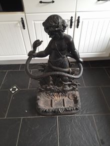 cast iron umbrella stand
