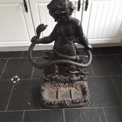 cast iron umbrella stand