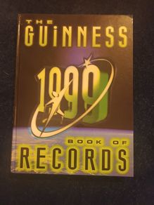 Vintage "The Guinness Book of Records 1999"