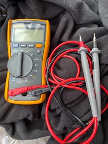 Fluke 117 multimeter
