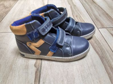 Boy Shoes / Boots, Size 2