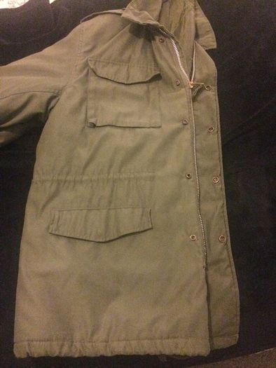 Parker Style Jacket/Size: Large.. "SALE" Heavily Reduced Price