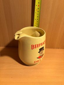 Pub jug Beefeater