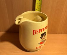Pub jug Beefeater