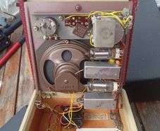 100yrs  valve radio