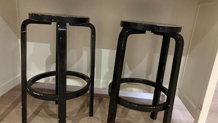FREE Black Stools