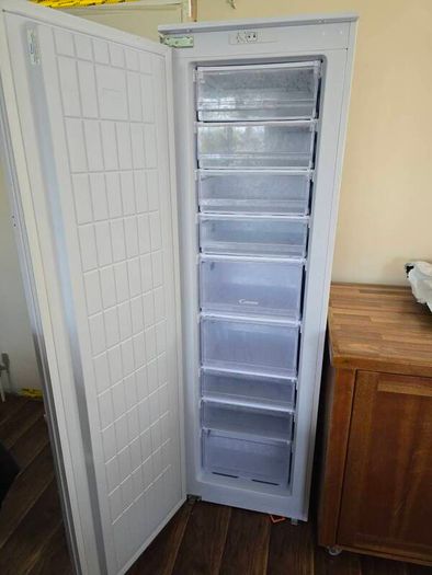 Candy Fully Integrated Tall Larder Freezer | CFFO3550EK