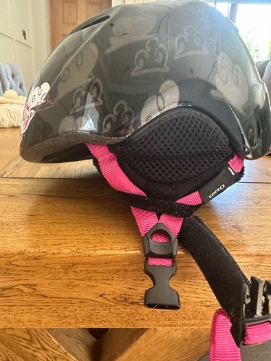 Girls Giro Ski Helmet - suit age 6-12