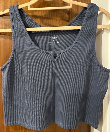 Cropped top