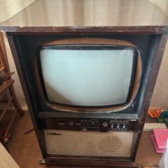 Vintage TV (Prop or parts)