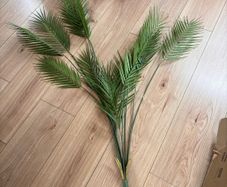 Artificial palm plant