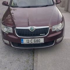 Skoda Superb 2012