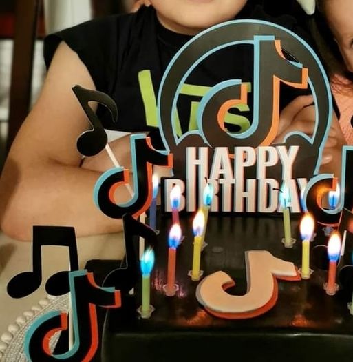 Birthday cake toppers - TIK TOK