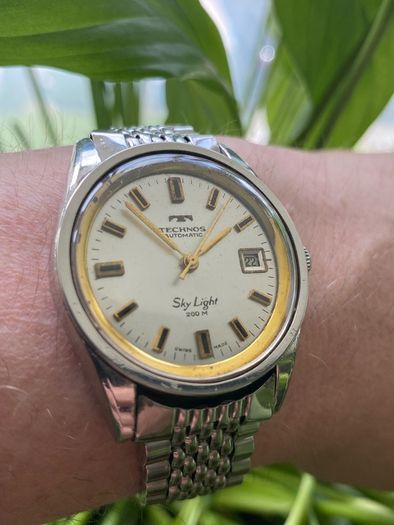 Swiss TECHNOS Automatic Date - Sky Light