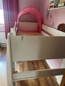 Mid sleeper bed