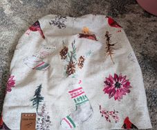 Onte Sews Christmas print beanie hat