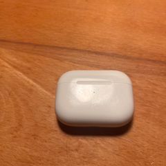 AirPods Pro 1 case and single AirPods