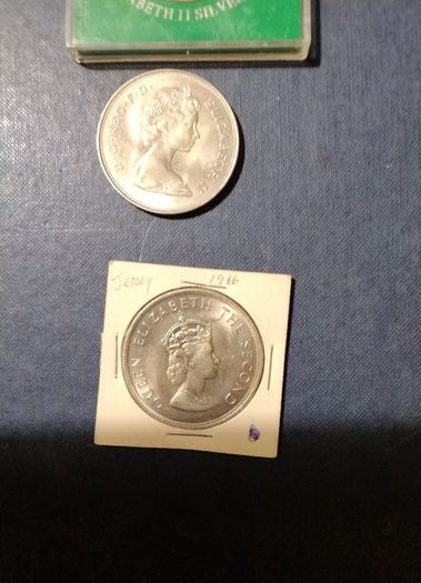 Three   Mint   Crowns