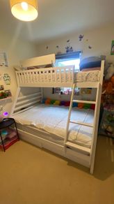bunk bed