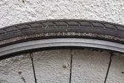 700x28C Front bicycle wheel