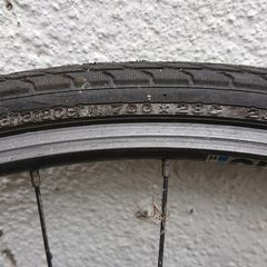700x28C Front bicycle wheel