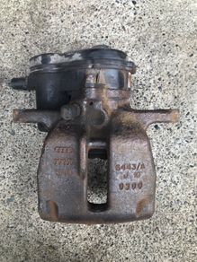 Audi A4 A5 A6 Q5 Rear Electric Calipers