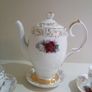 Beautiful Vintage Queen Anne Coffee Set Image 6
