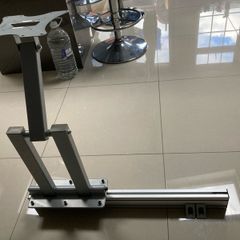 Large monitor / TV stand, adjustable