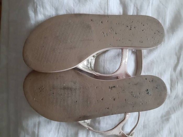 sandles