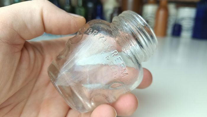498 - Set of 2 Vintage Clear Glass Screw Cork Top Collectible Decorative BrylCreem Jars