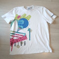Ladies addidas t shirt size L