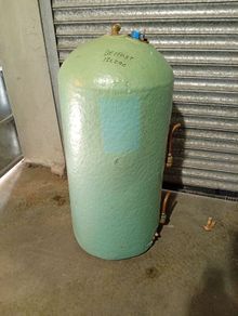 140l hot water tank