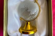 Glass globe paper weight x2 one gold &amp; silver