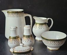 Royal Grafton Majestic Green Table Ware