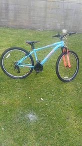 Girls bike