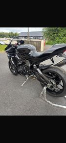 yamaha R1