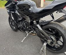 yamaha R1