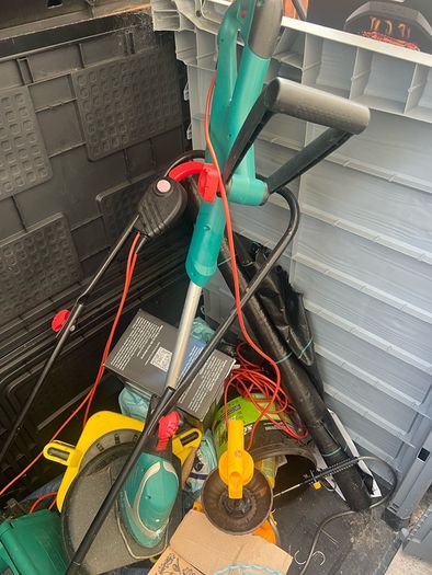 Bosh lawnmower
