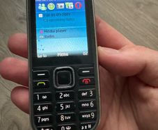 Nokia 3720