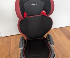 Graco high-back booster seat - black and red