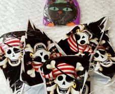 Halloween Pirate Skull Bunting & Brand New Black Cat Wind Sock Set