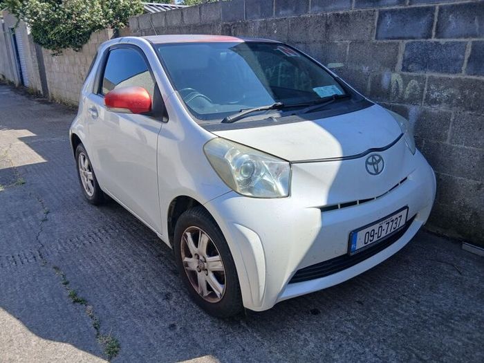 Toyota Iq