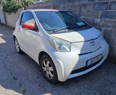 Toyota Iq