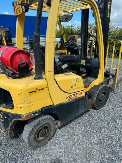 Hyster H2.5FT 2.5 tonne gas powered fork lift truc