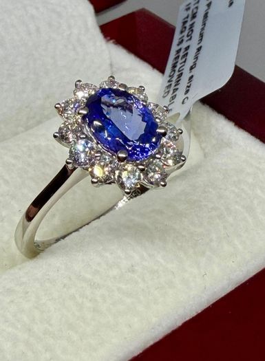Diamond 950 Platinum AAA Tanzanite & Lab Grown Diamond