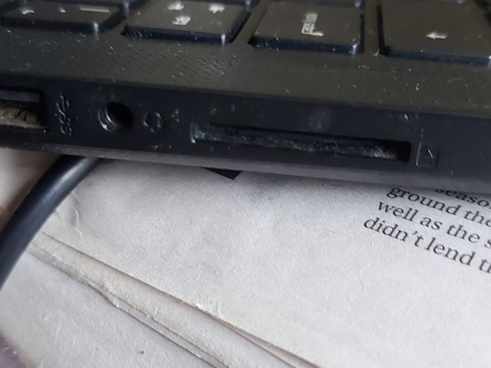 HP Laptop Model 14-dp061sa, Intel Core i3-6006U CPU. 2.0 GHz, 4 GB Ram, 500GGB HDD, windows 10, Microsoft Edge, Chrome, and VLC