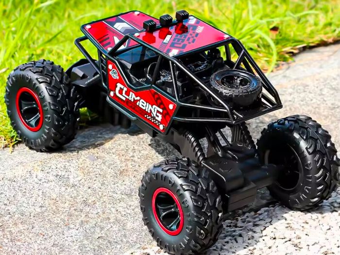 RC off road vehicle Kids Toy in box with batteries 2 for 40