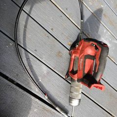 Milwaukee M18 18V Cordless Grease Gun (M18 GG) - Body Only