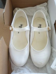 Communion, flower girl or special occasion shows uk12