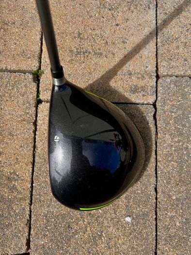 Left TaylorMade RBZ SpeedLite Driver 10.5 Regular Flex